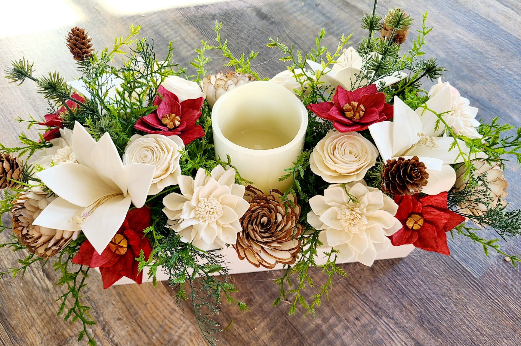 Christmas Wood Flower Candlelight Centerpiece