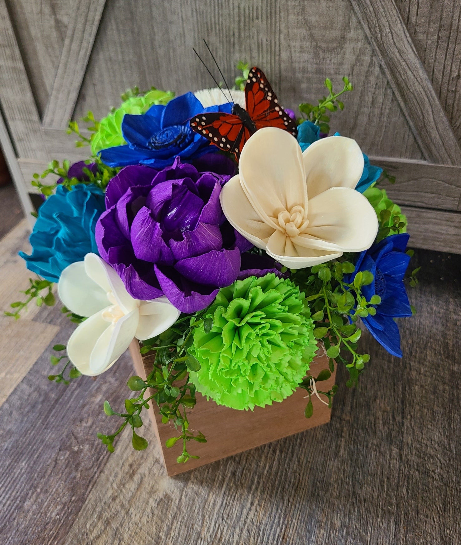 Spring Jewels Wooden Flower Centerpiece