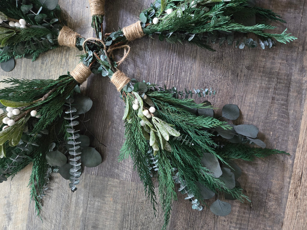 Cedar and Eucalyptus Mistletoe