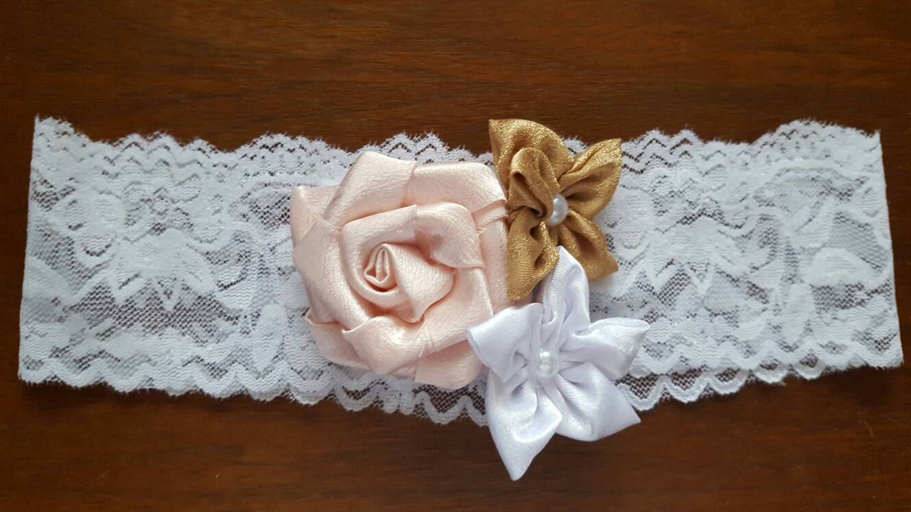 Shabby Chic Fabric Flower Garter Set