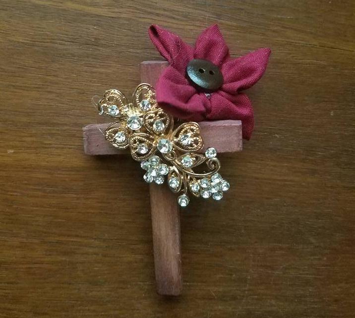 Officiant Cross Boutonniere