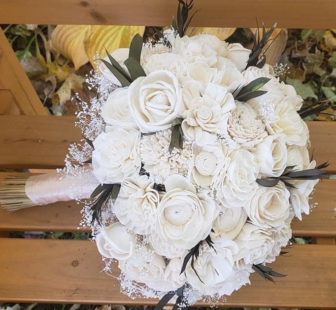 Ivory and Green Bouquet