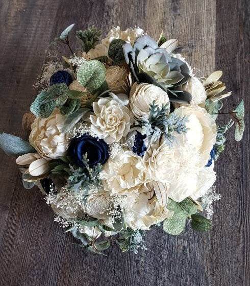dusty blue succulents Dark Blue Succulent Bouquet – My Dinosaur Dreams